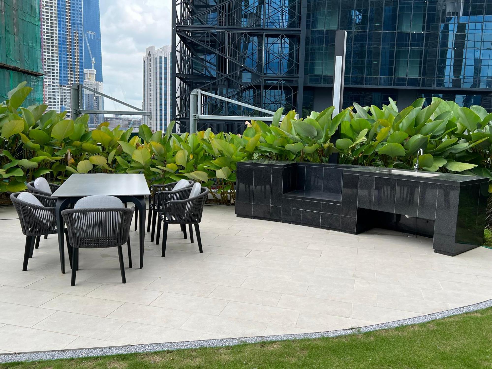Eaton Residence Suites Klcc 吉隆坡 外观 照片